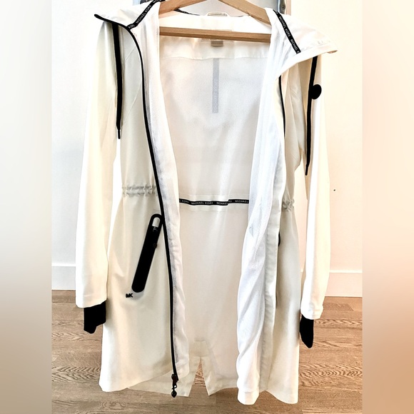 Micheal Kors - wind breaker/outer jacket - Picture 1 of 4
